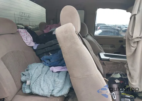 2002 Chevrolet Silverado 1500 Ls из США, поврежденный, VIN 2GCEC19V921141075